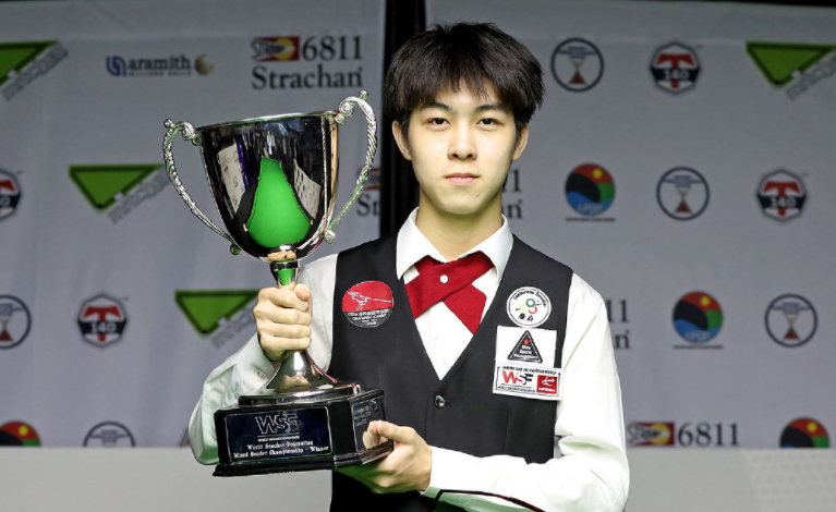 一个势大力 一个势大力