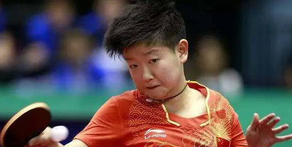 加强了中场 加强了中场