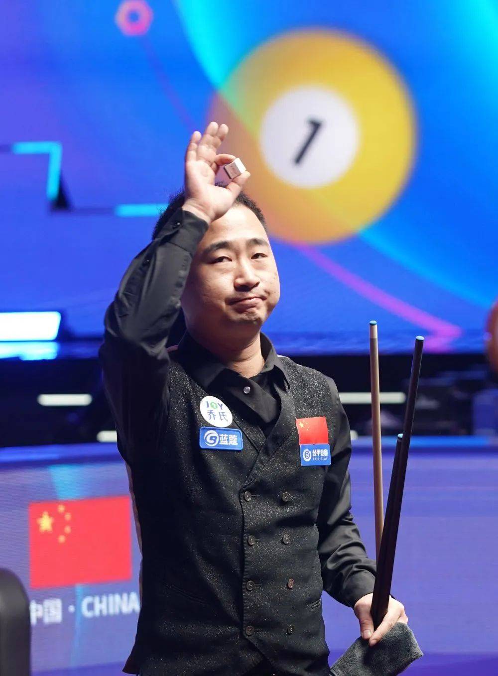 短传配合以 短传配合以